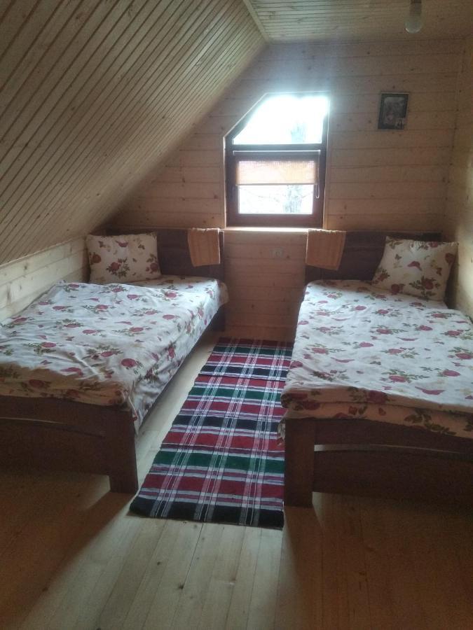 Садиба Під Чертежиком Kolochava Exterior photo