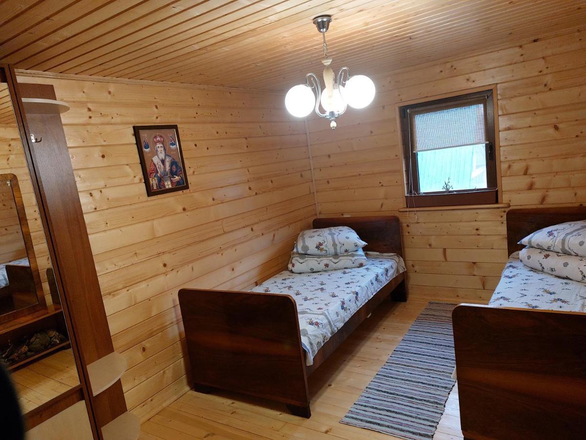 Садиба Під Чертежиком Kolochava Exterior photo